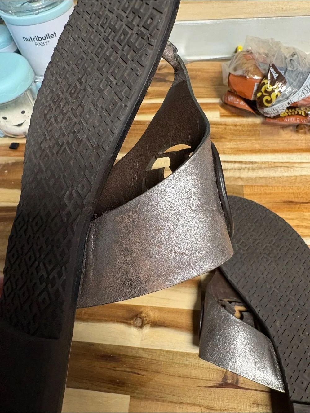 Tory Burch Louisa Flat Thong Sandals in Gunmetal metallic - Picture 10 of 11